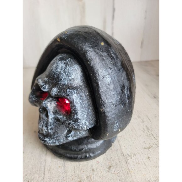 Black skeleton head red flashing eye Halloween vintage prop decor - Picture 5 of 11